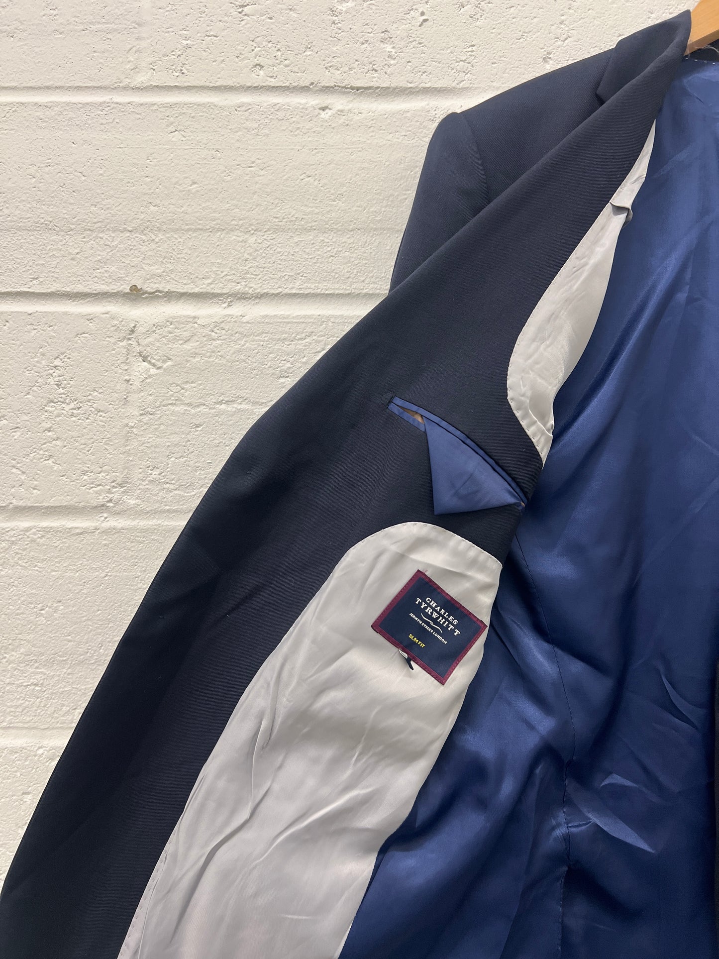 Charles Tyrwhitt - Suit jacket