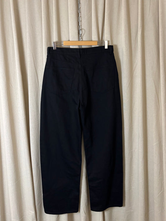 Arket - Barrel leg jeans