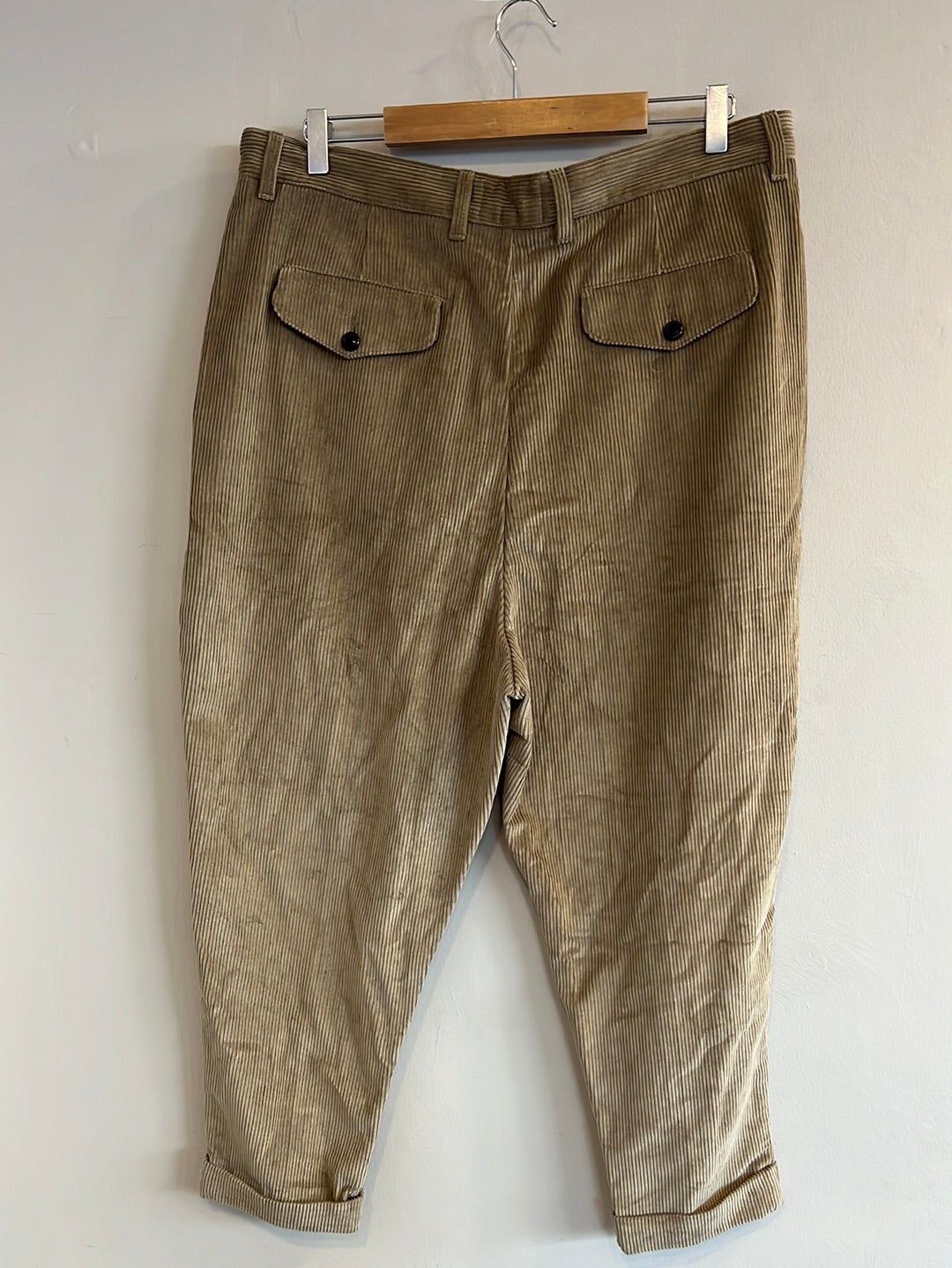 AMI Paris - Tapered corduroy cropped trousers
