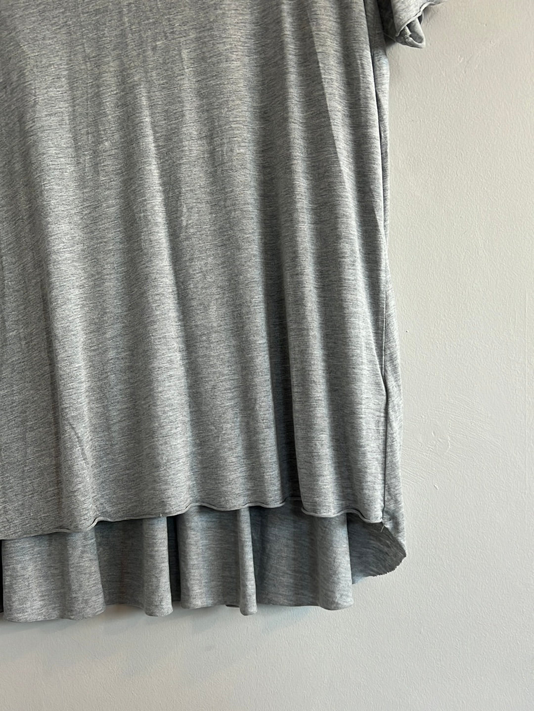COS - Drop back tshirt