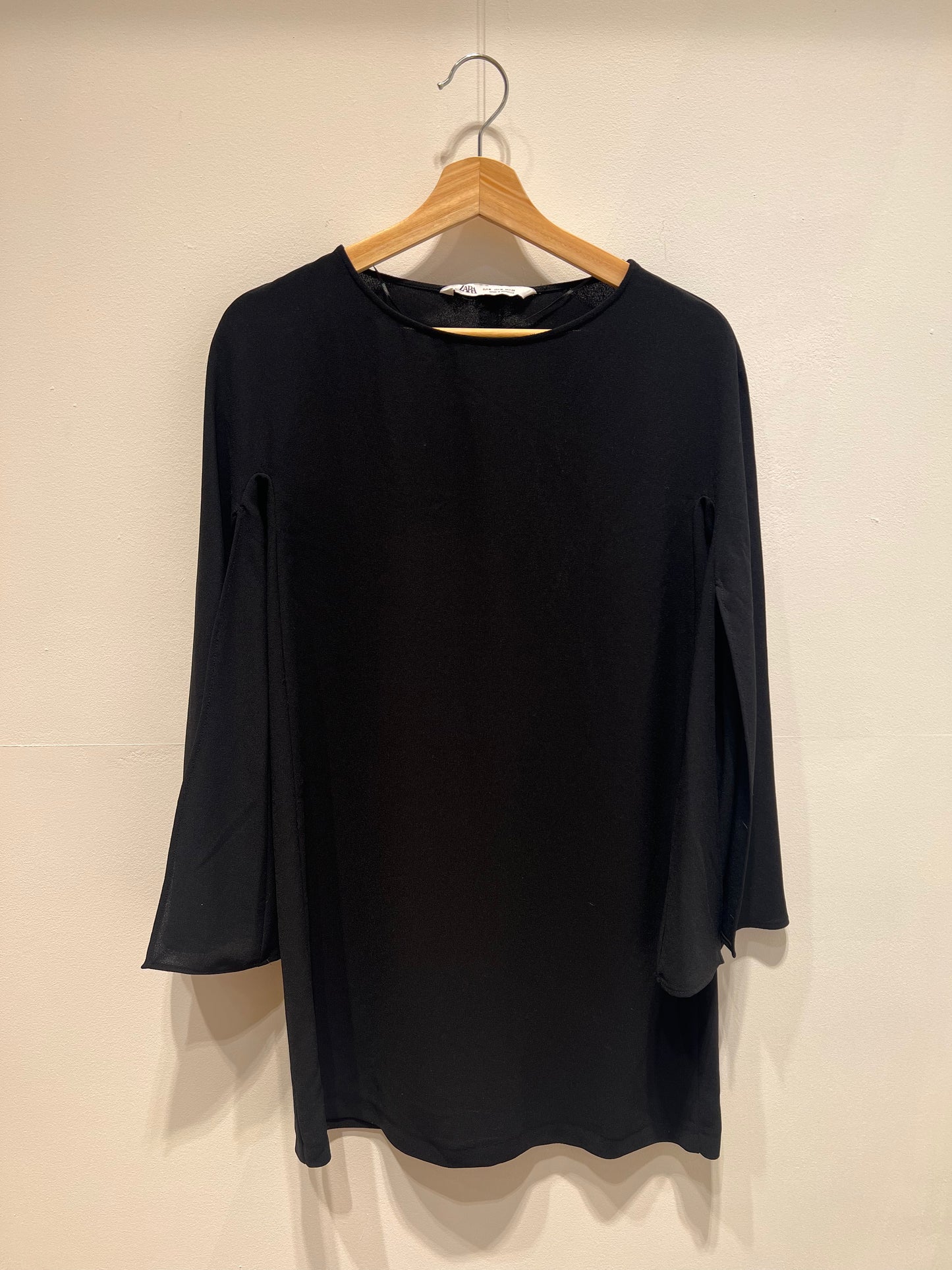 Zara - Open sleeve shift dress