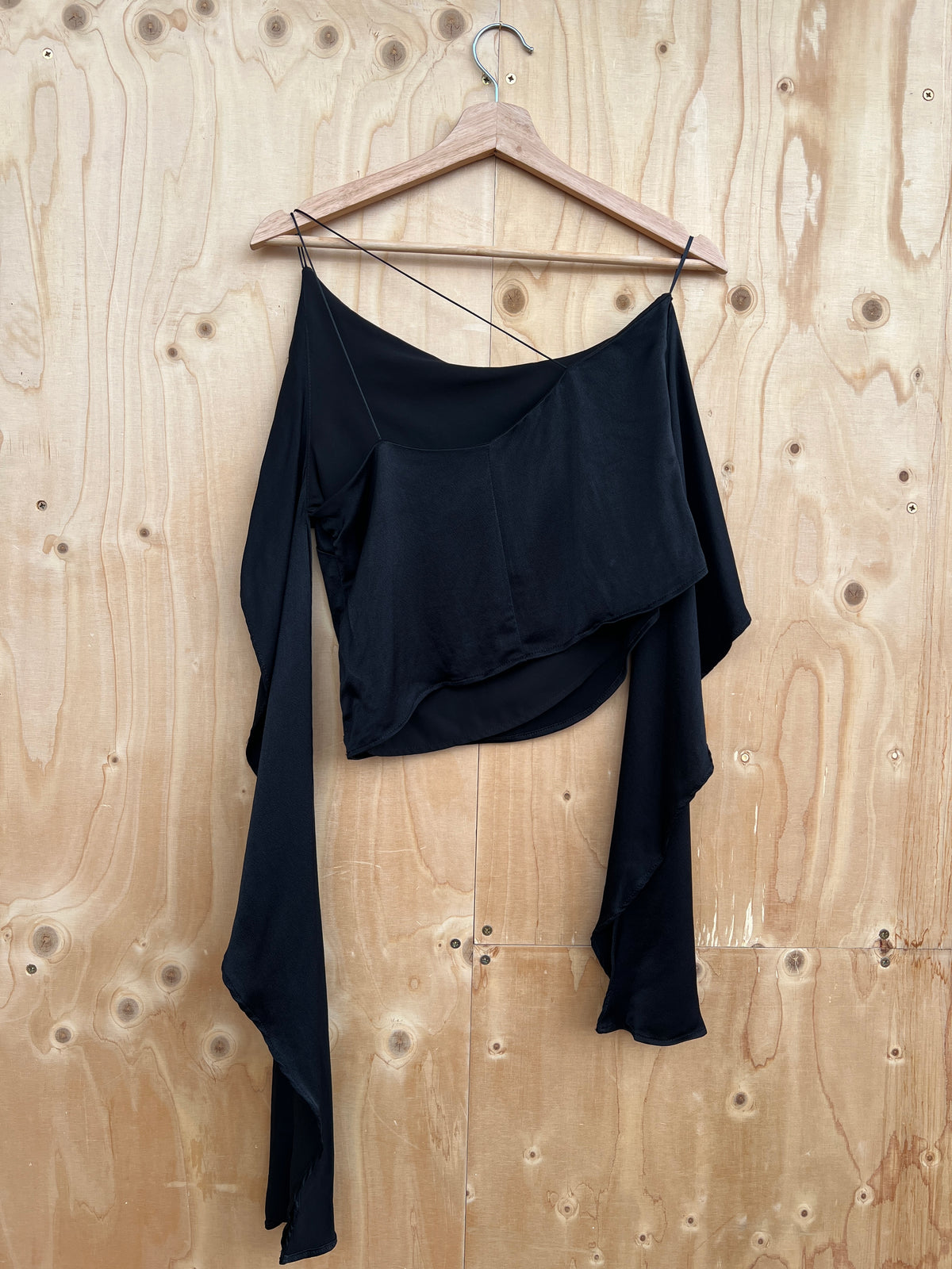 Outline - Spaghetti strap top