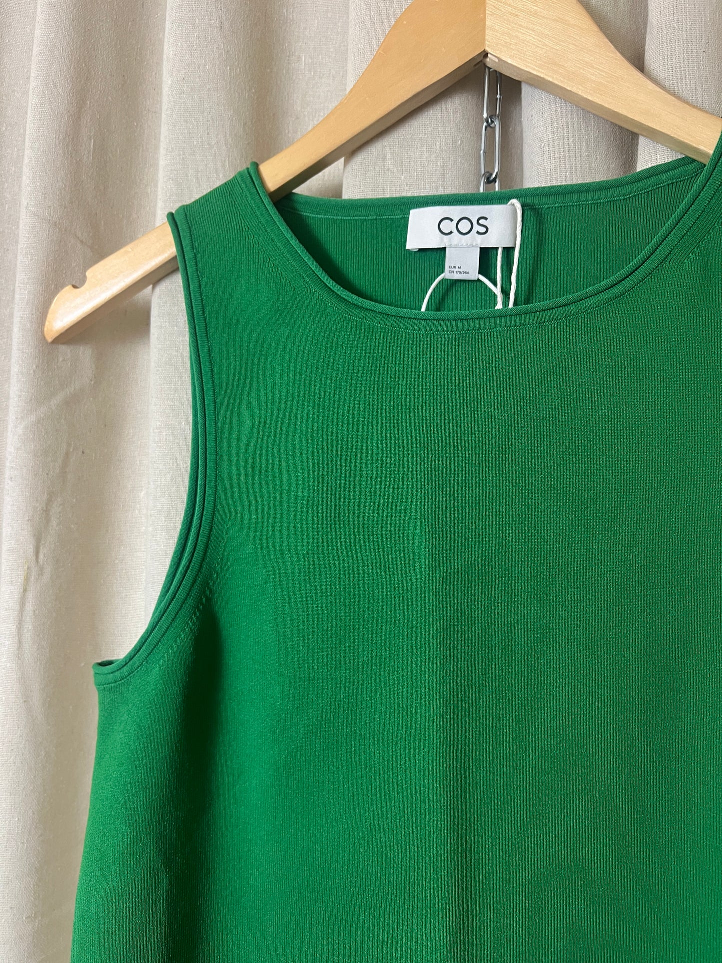 COS - Stretchy tank top