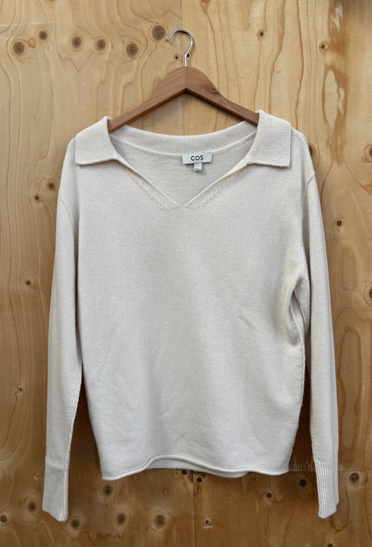 COS - V-neck wool jumper