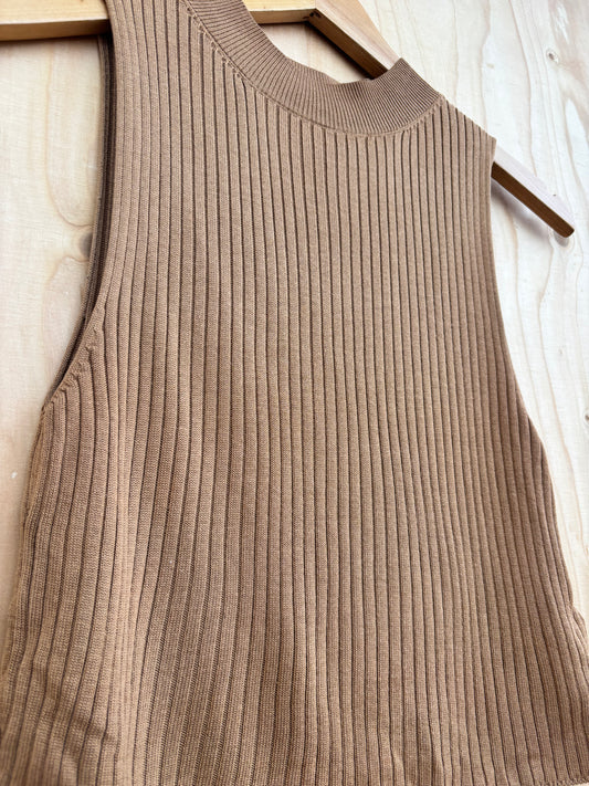 Topshop - Ribbed cropped knitted top