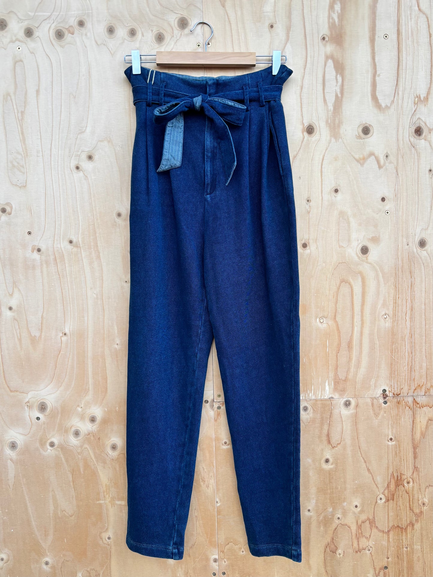 AG - Paperbag jersey trousers