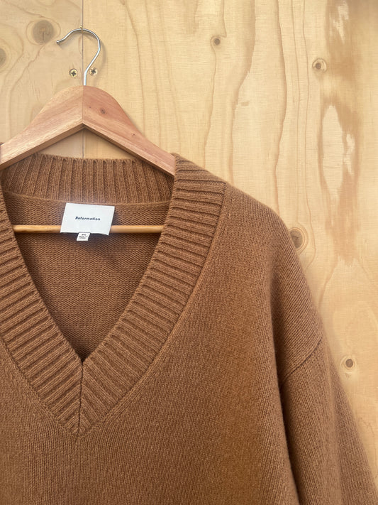 Reformation - V-neck cashmere jumper