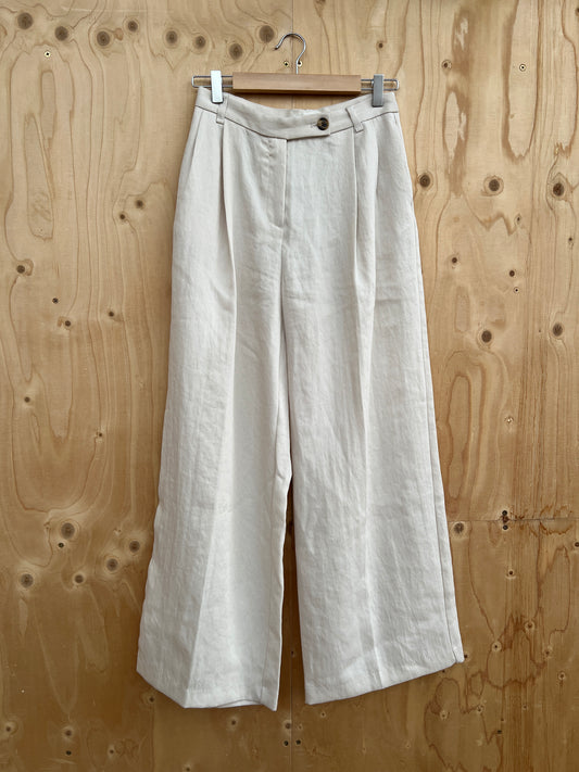 H&M - High-waisted wide-leg trousers